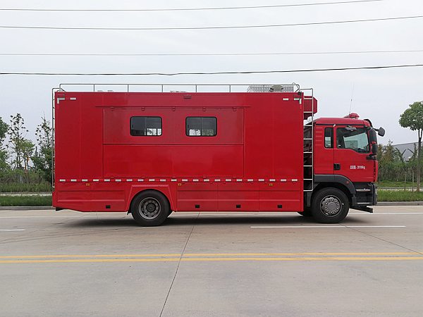 重汽燦德卡飲食保障車(chē)