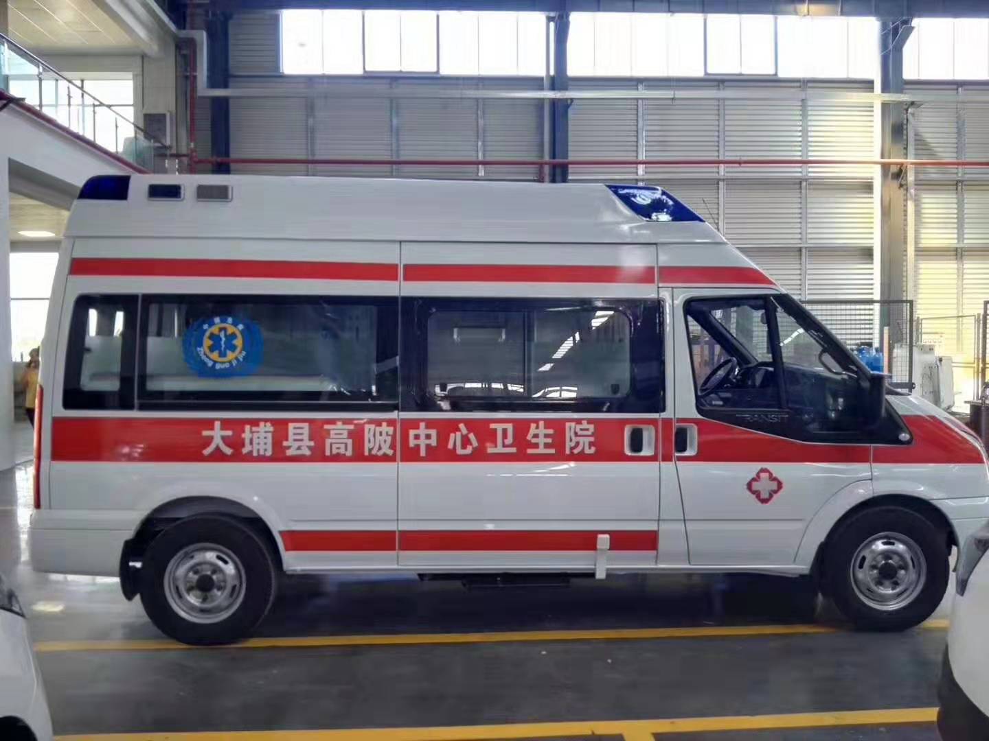 福特V348長軸高福星頂救護車