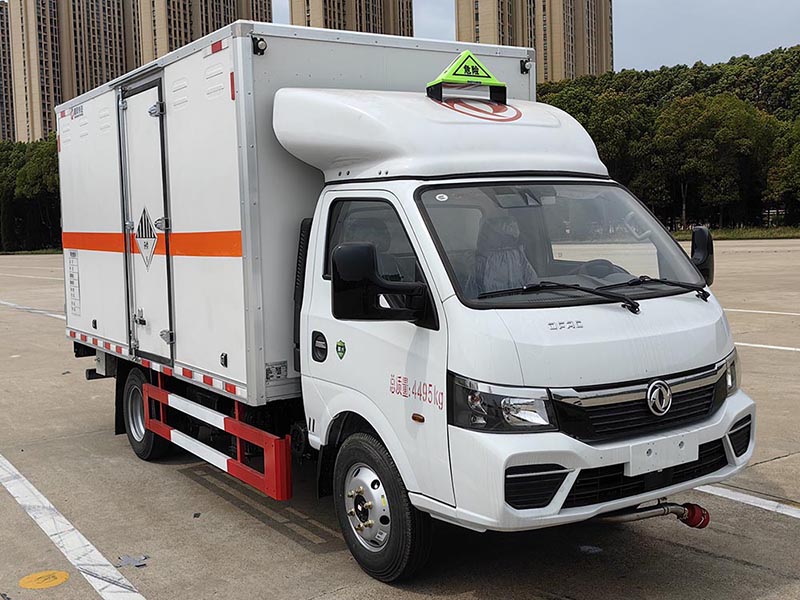 廂式東風(fēng)大途逸 氣剎斷氣剎 4米危險(xiǎn)品廂式運(yùn)輸車